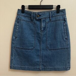 Loft Women’s Denim Blue Skirt with Stretch size 2 NWOT